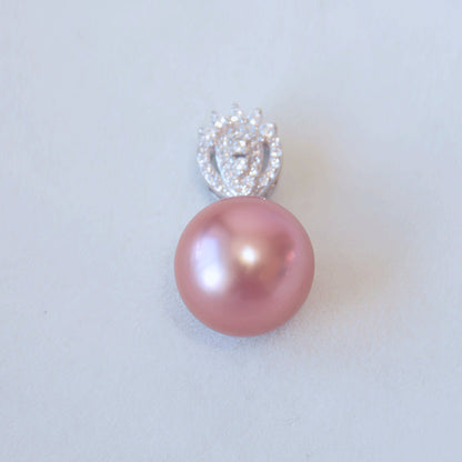 Elegant Gold - red pearl pendant - Tricky Lucky