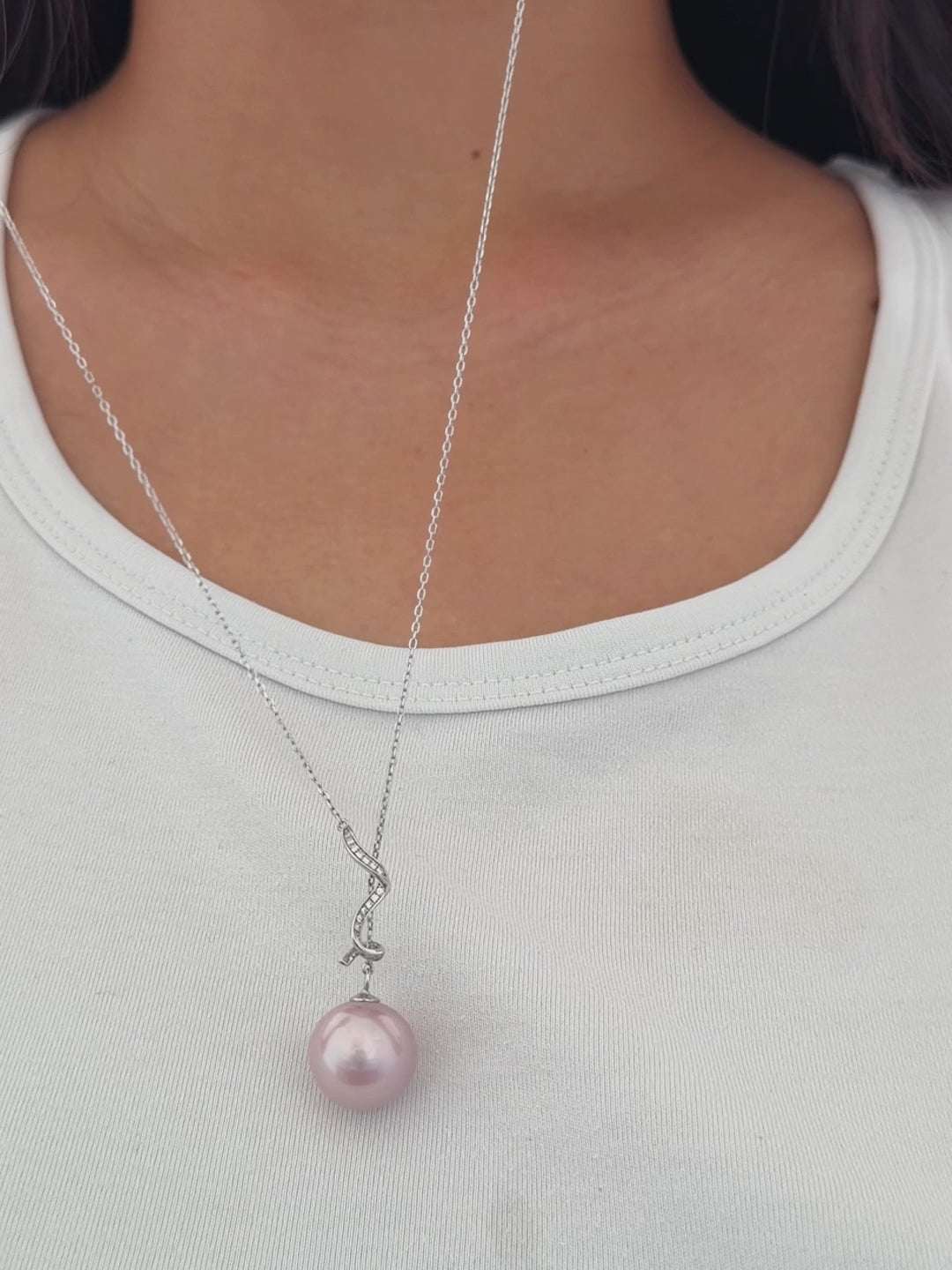 Large pale purple freshwater pearl necklace for special occasions.